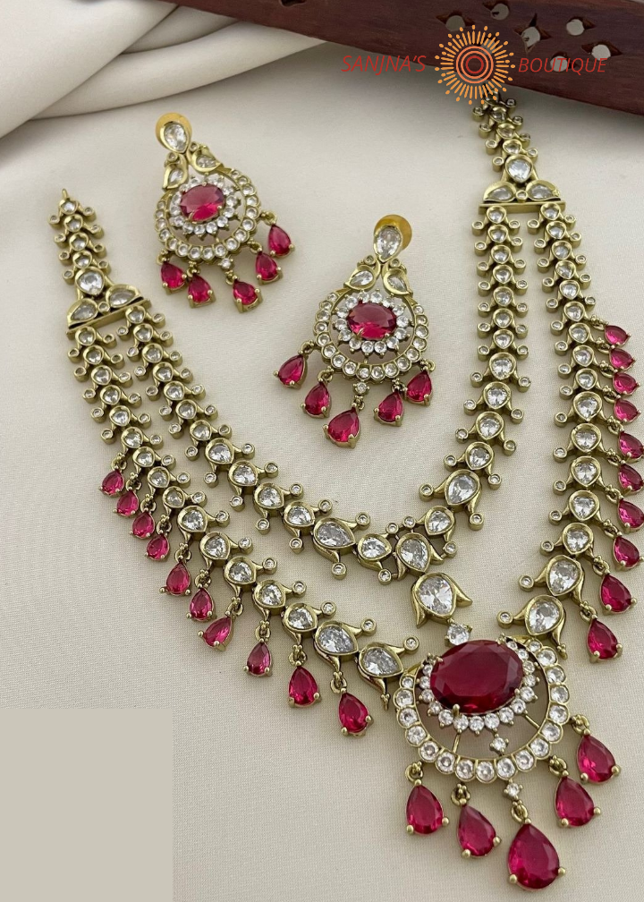 Royal Radiance – White & Pink Kundan Necklace Set with Earrings