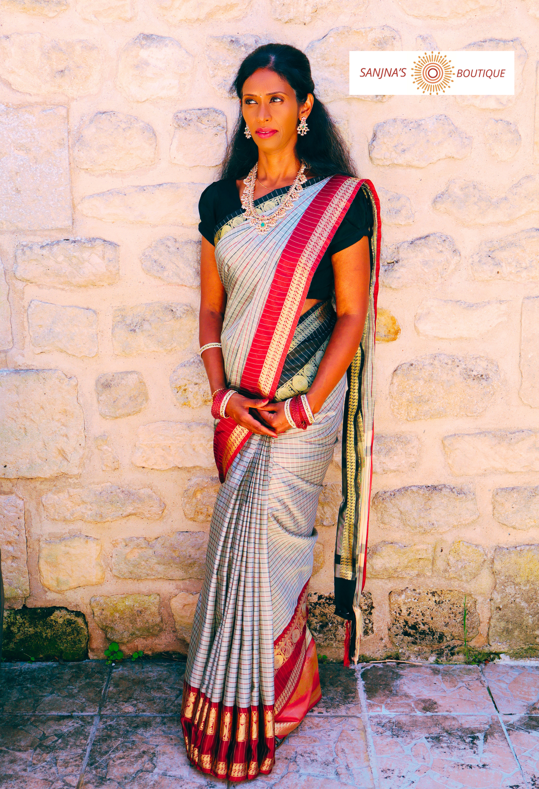 Élégance Royale Soft Silk Saree
