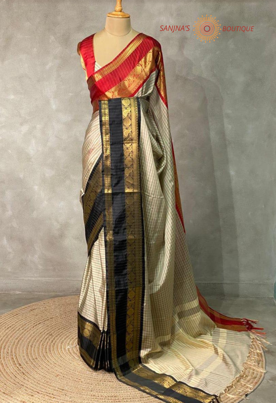 Élégance Sauge Royale silk saree